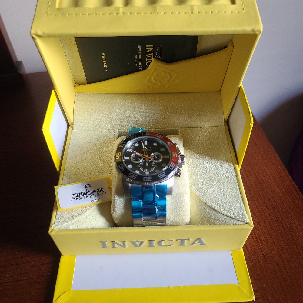 Invicta Pro Diver 22230 Men's Coke Bezel Watch